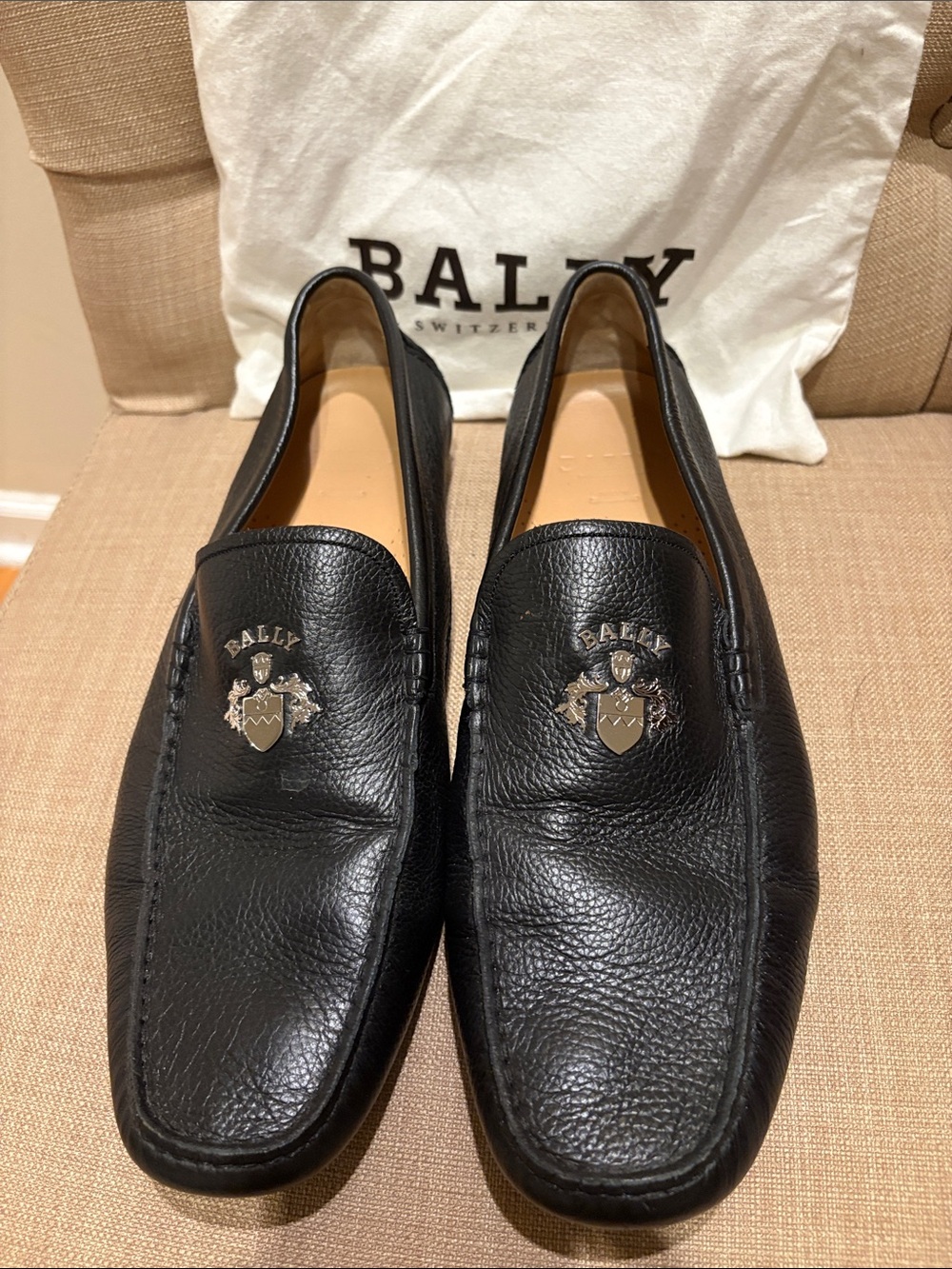 BALLY Black Leather Men’s Crest Slip-On Loafers with Dust Bag